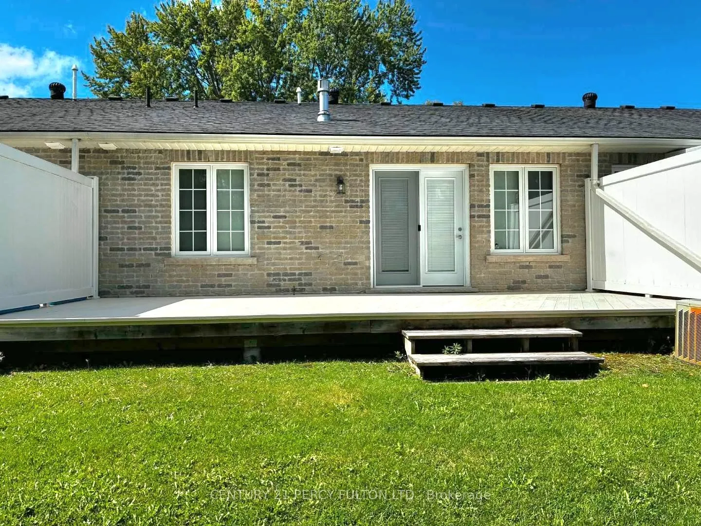 31 Greenway Drive