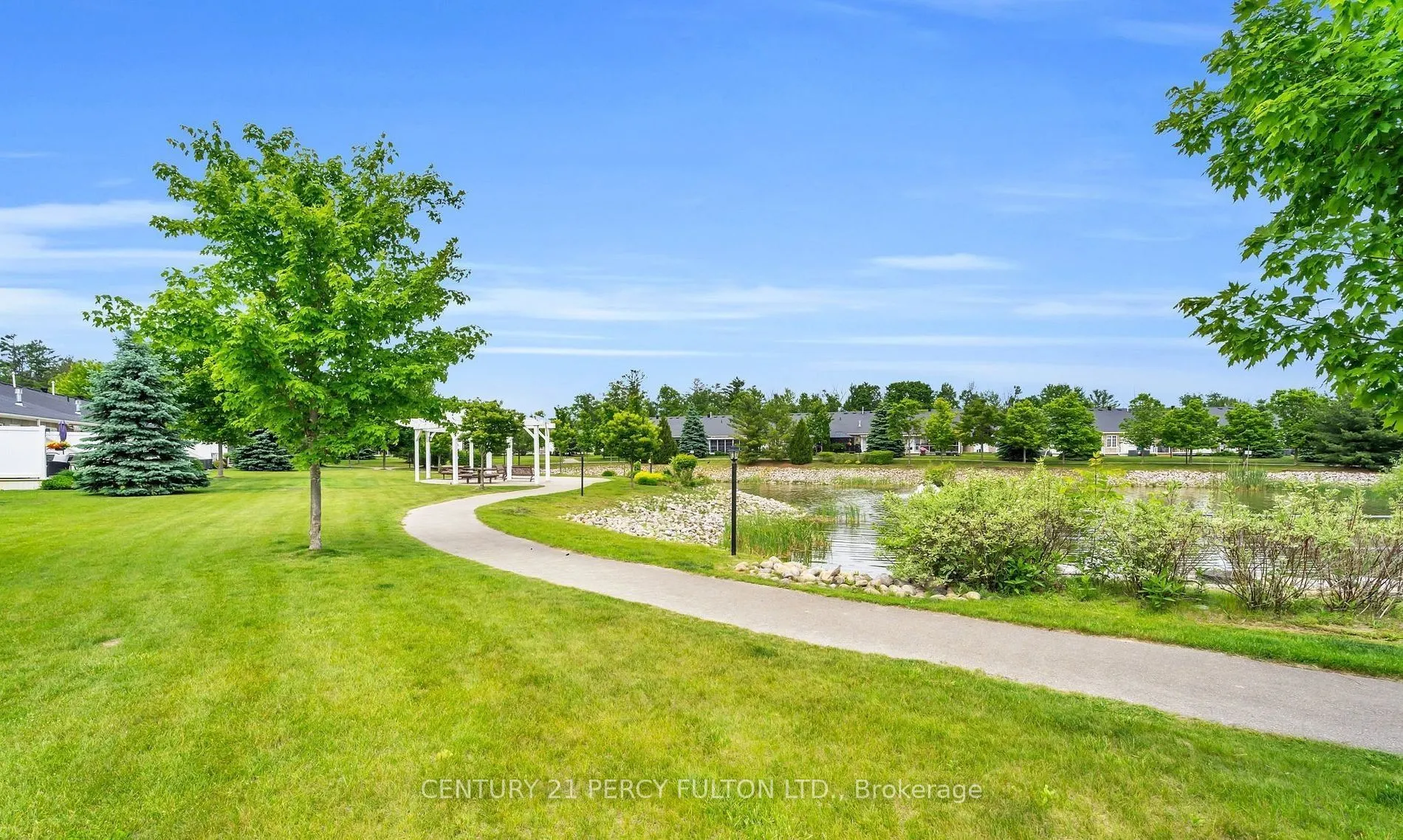 31 Greenway Drive