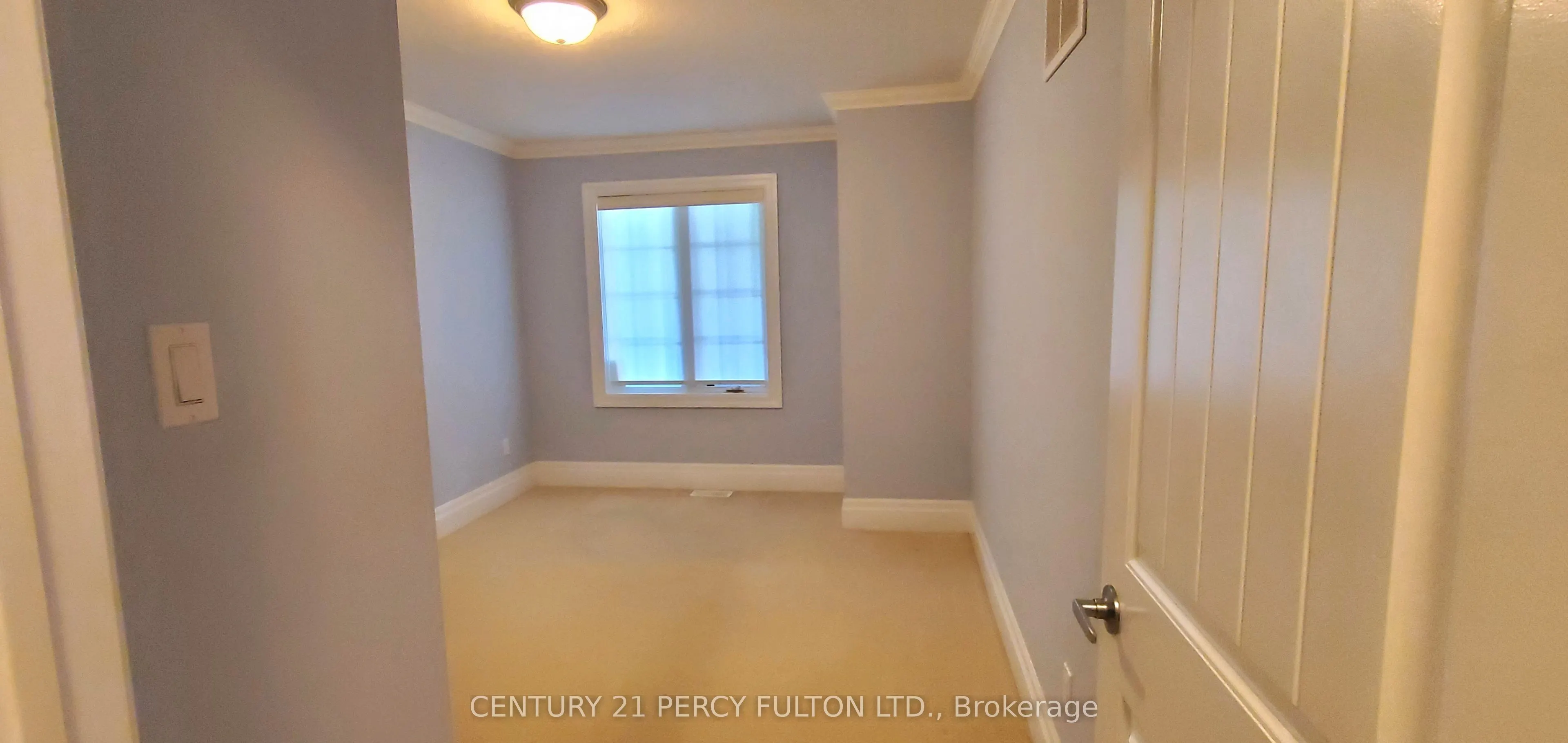 31 Greenway Drive