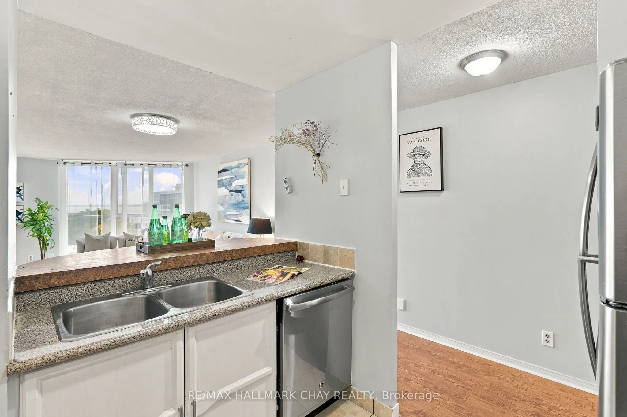 150 Dunlop Street E #710