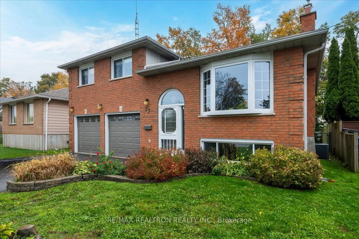 37 Toboggan Hill Drive