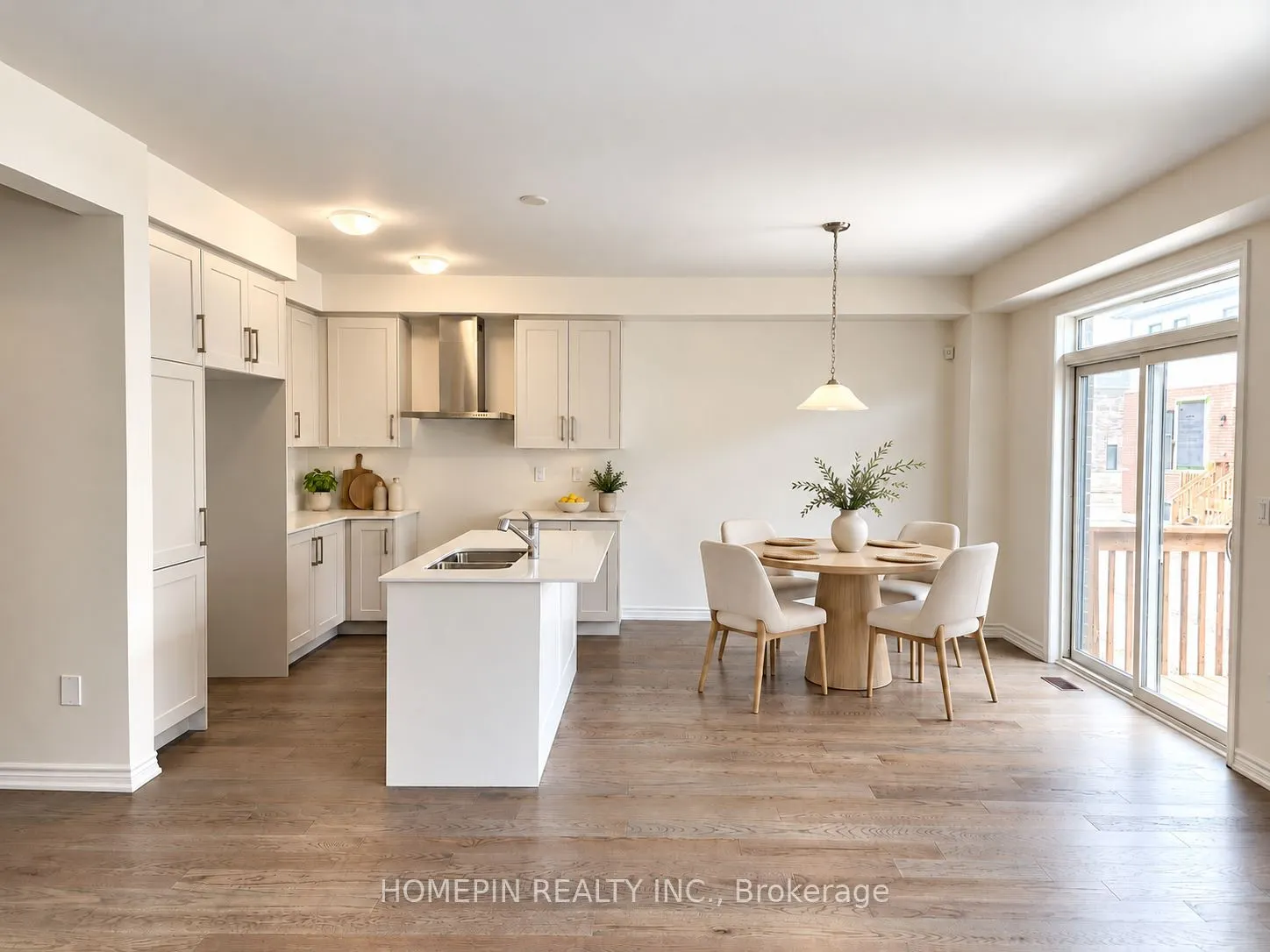 21 Phoenix Boulevard