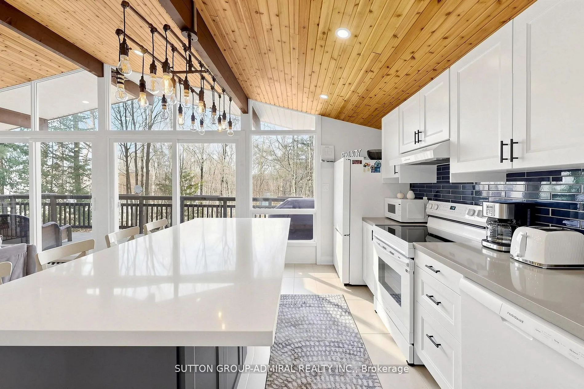 28 Timcourt Drive