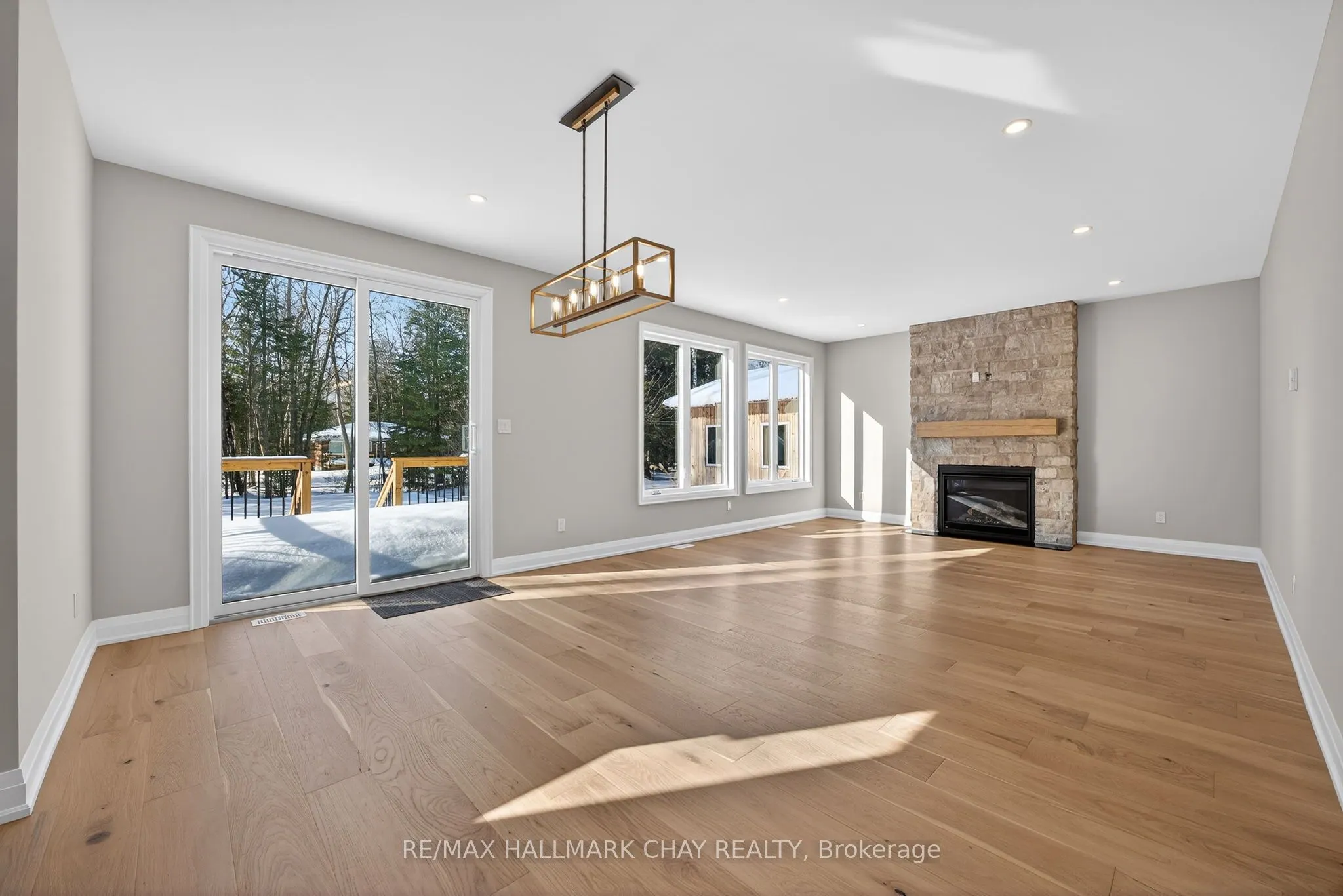 86 37th Street N