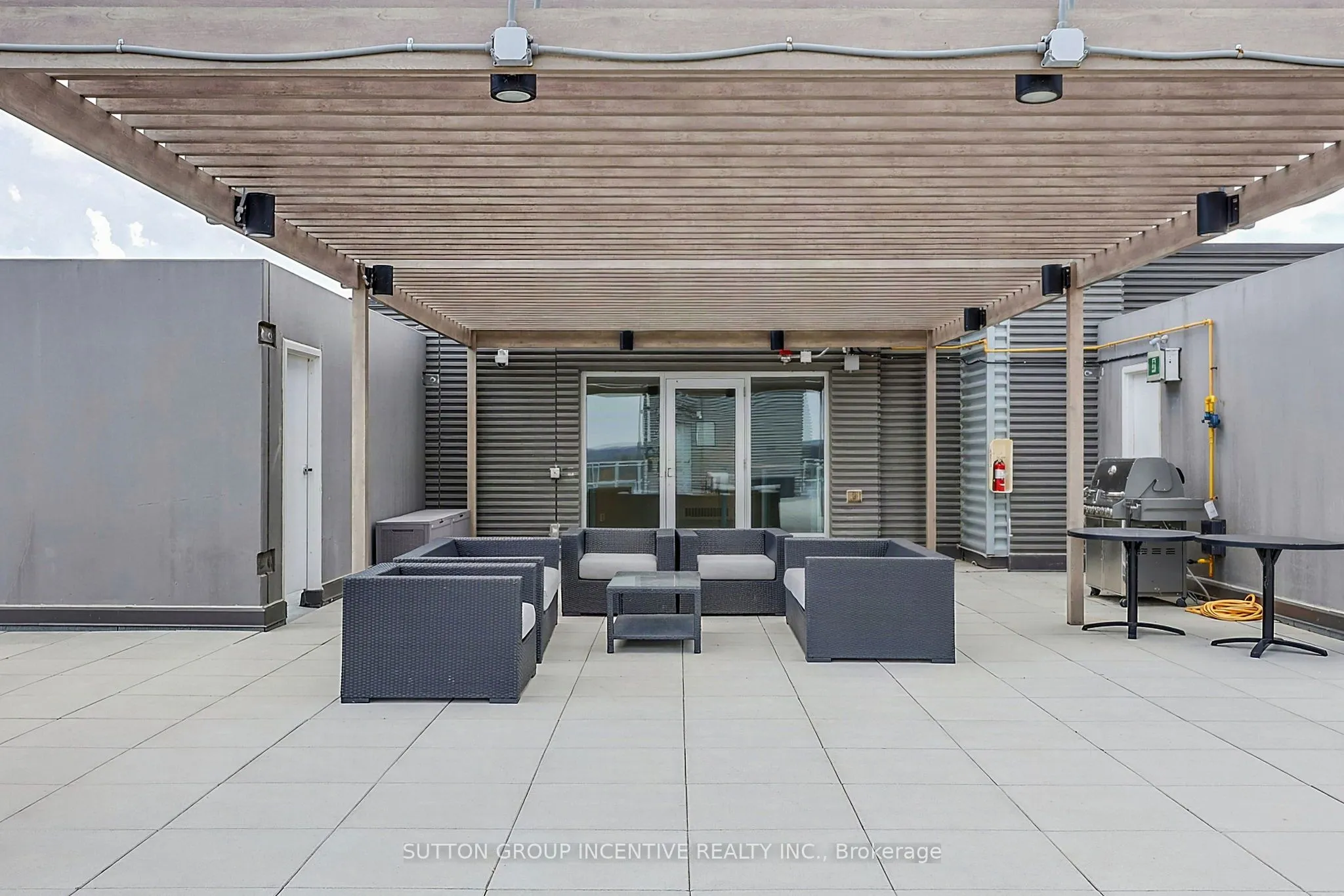 58 Lakeside Terrace #1101