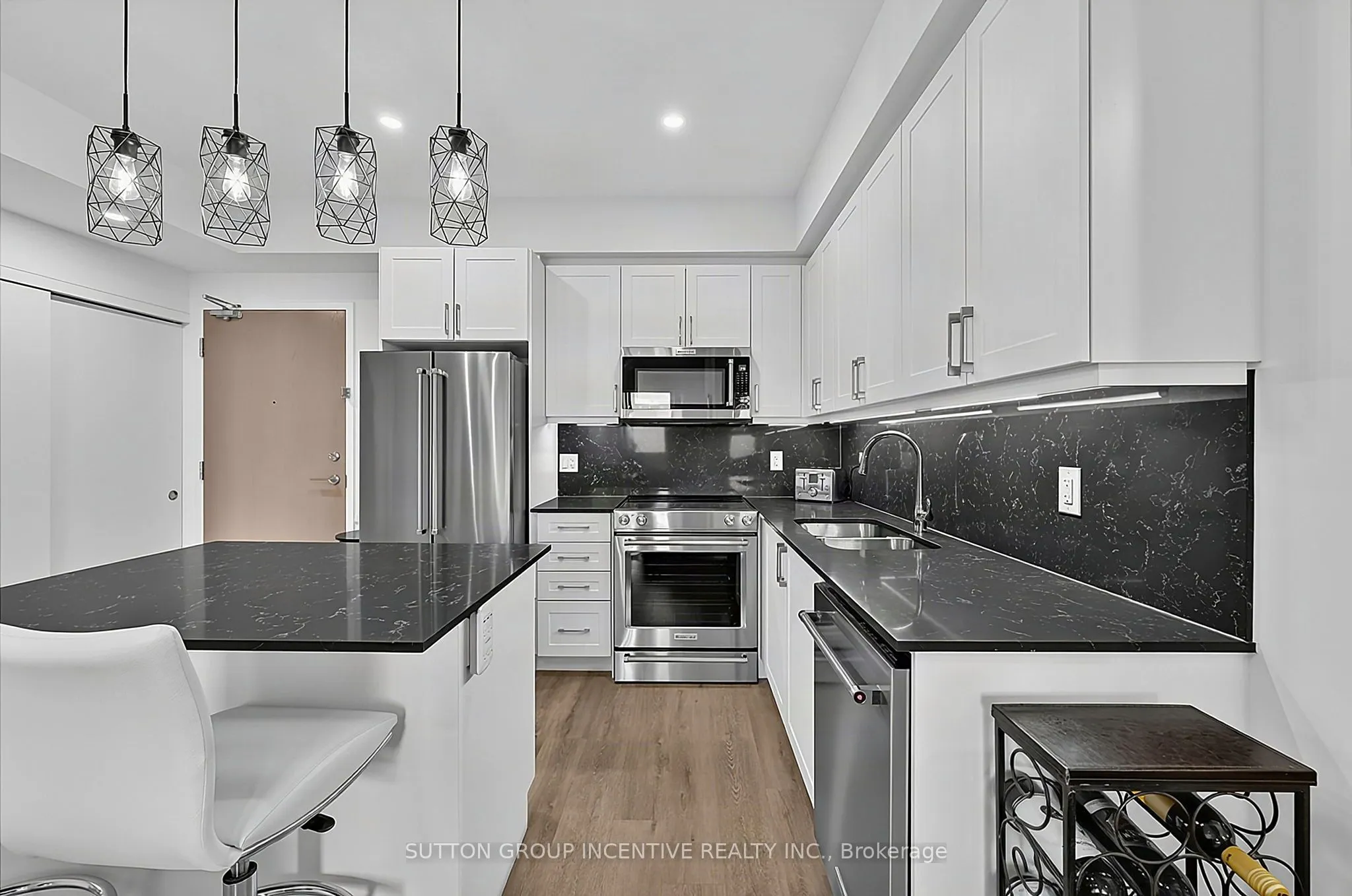 58 Lakeside Terrace #1101