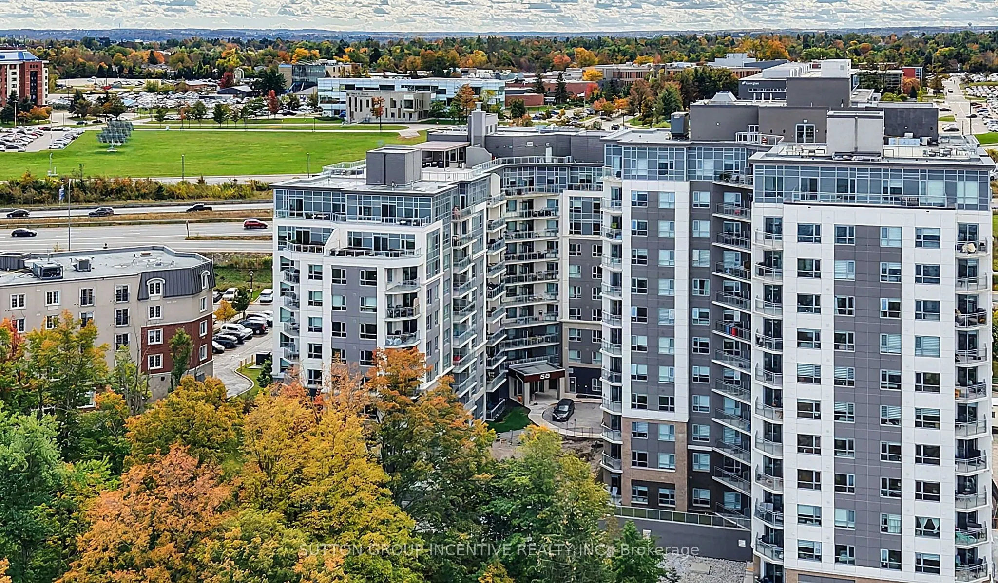 58 Lakeside Terrace #1101