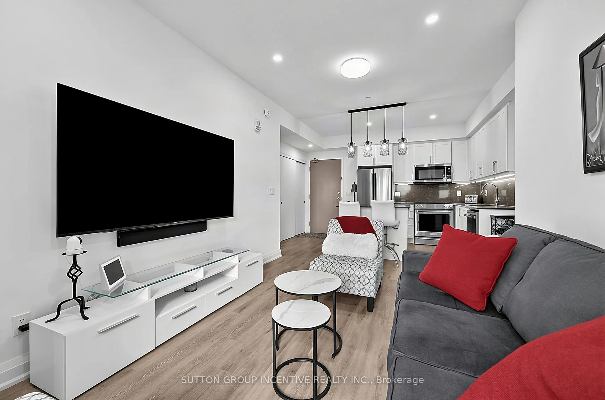 58 Lakeside Terrace #1101
