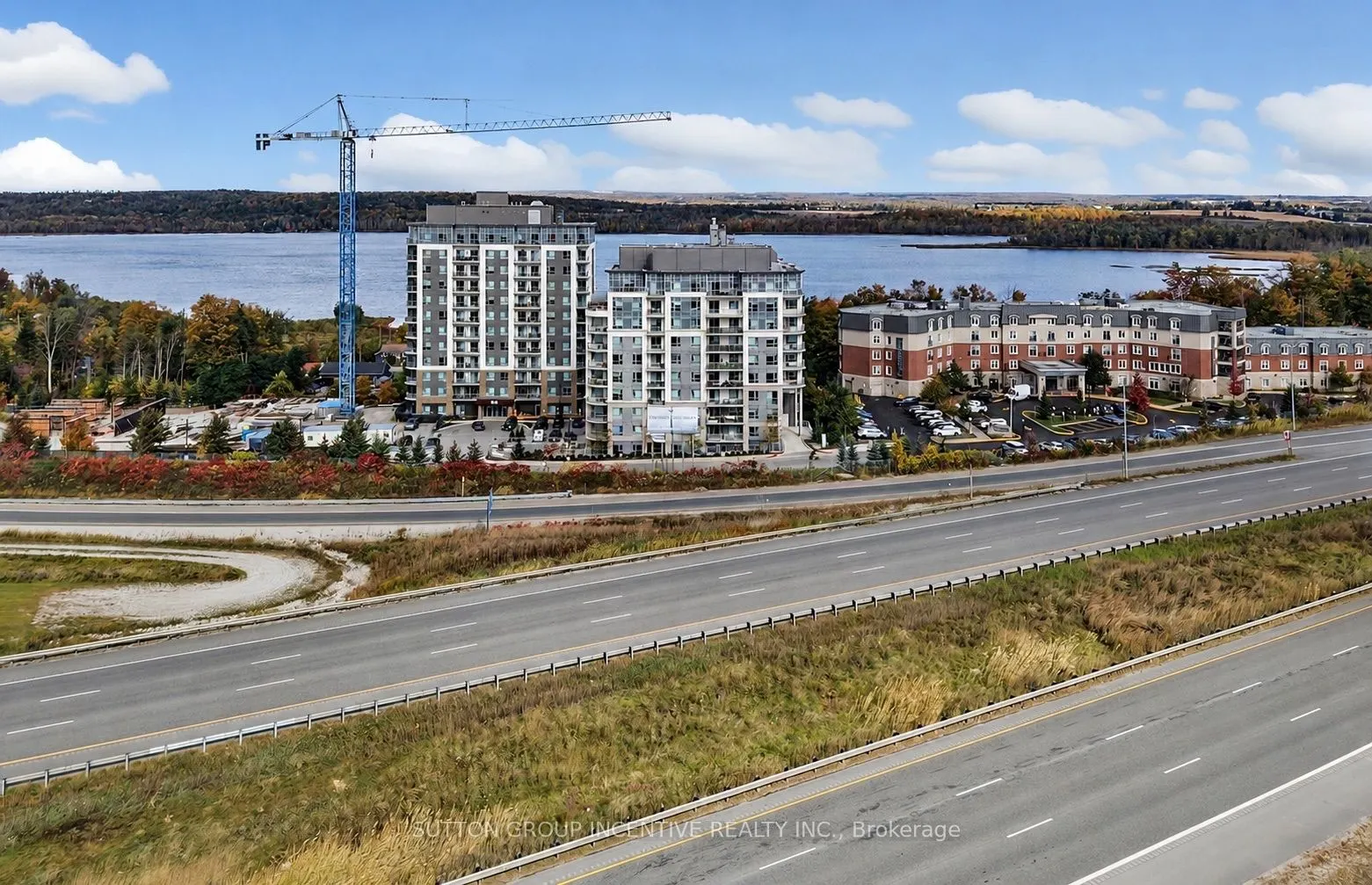 58 Lakeside Terrace #1101