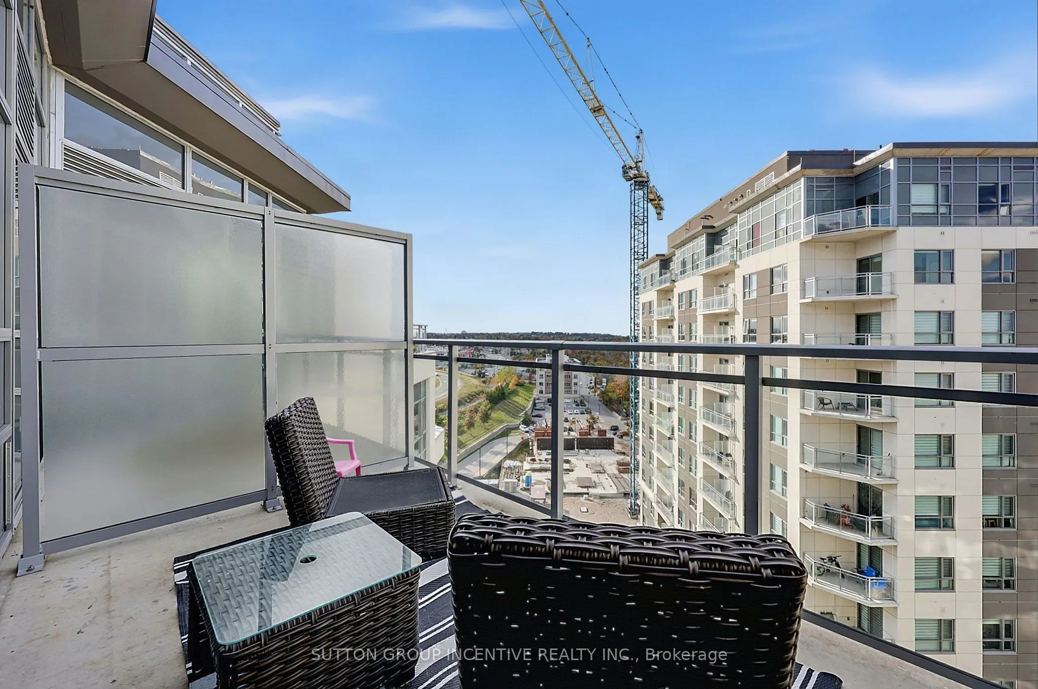 58 Lakeside Terrace #1101