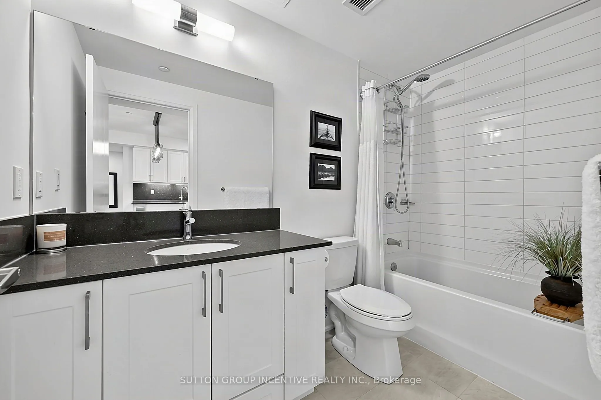 58 Lakeside Terrace #1101