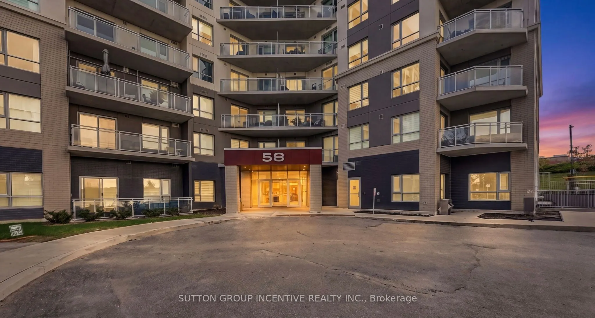 58 Lakeside Terrace #1101
