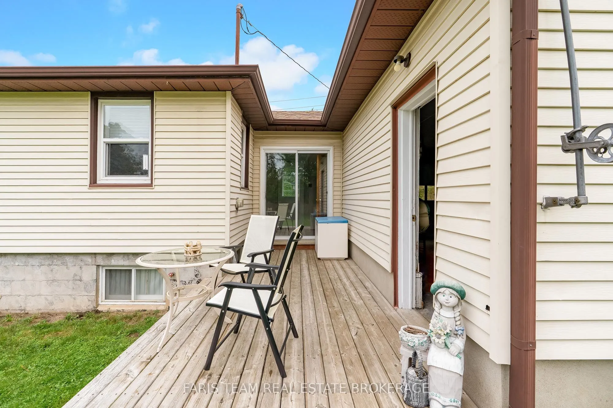 207 Warnica Road
