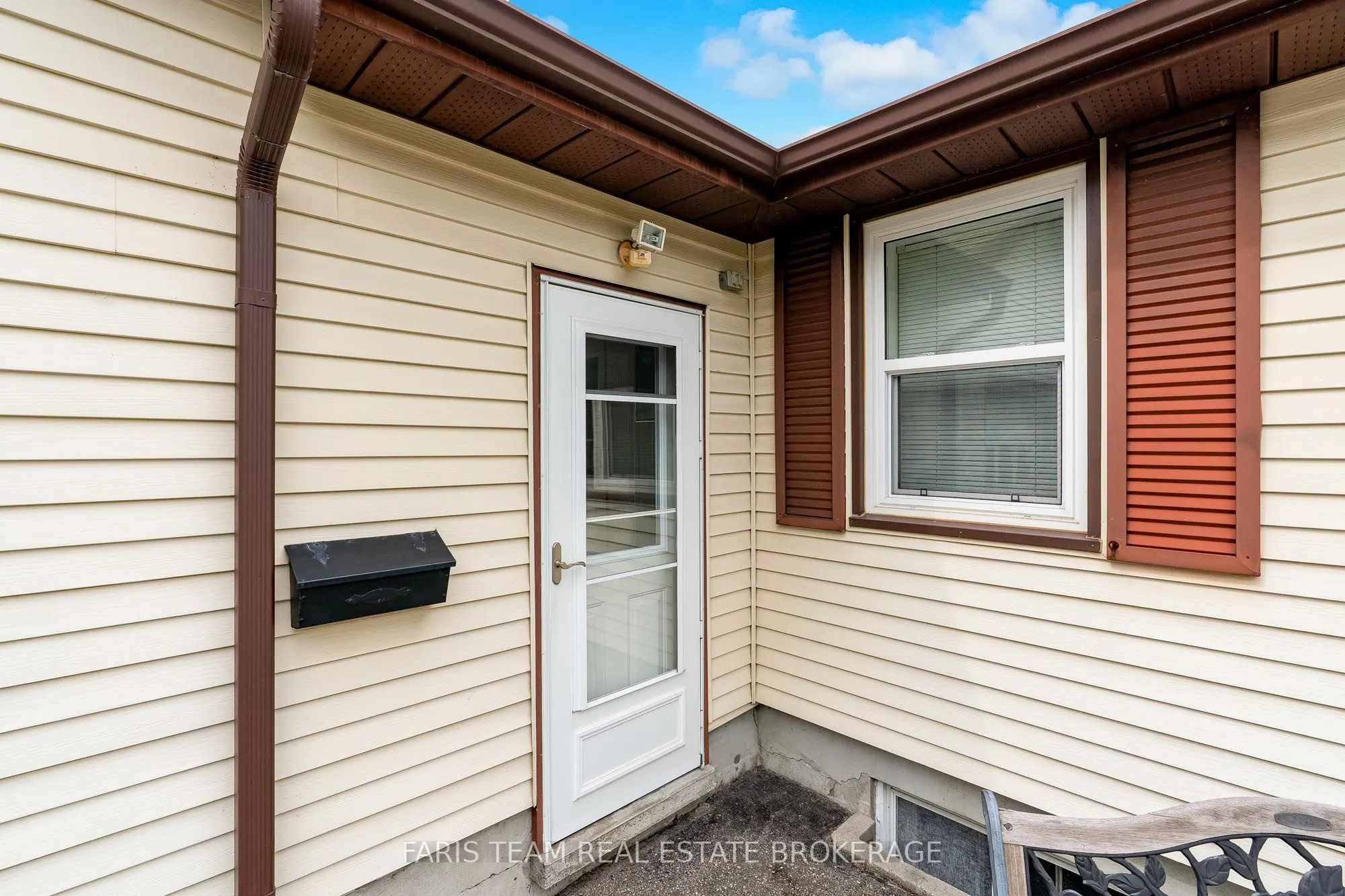 207 Warnica Road
