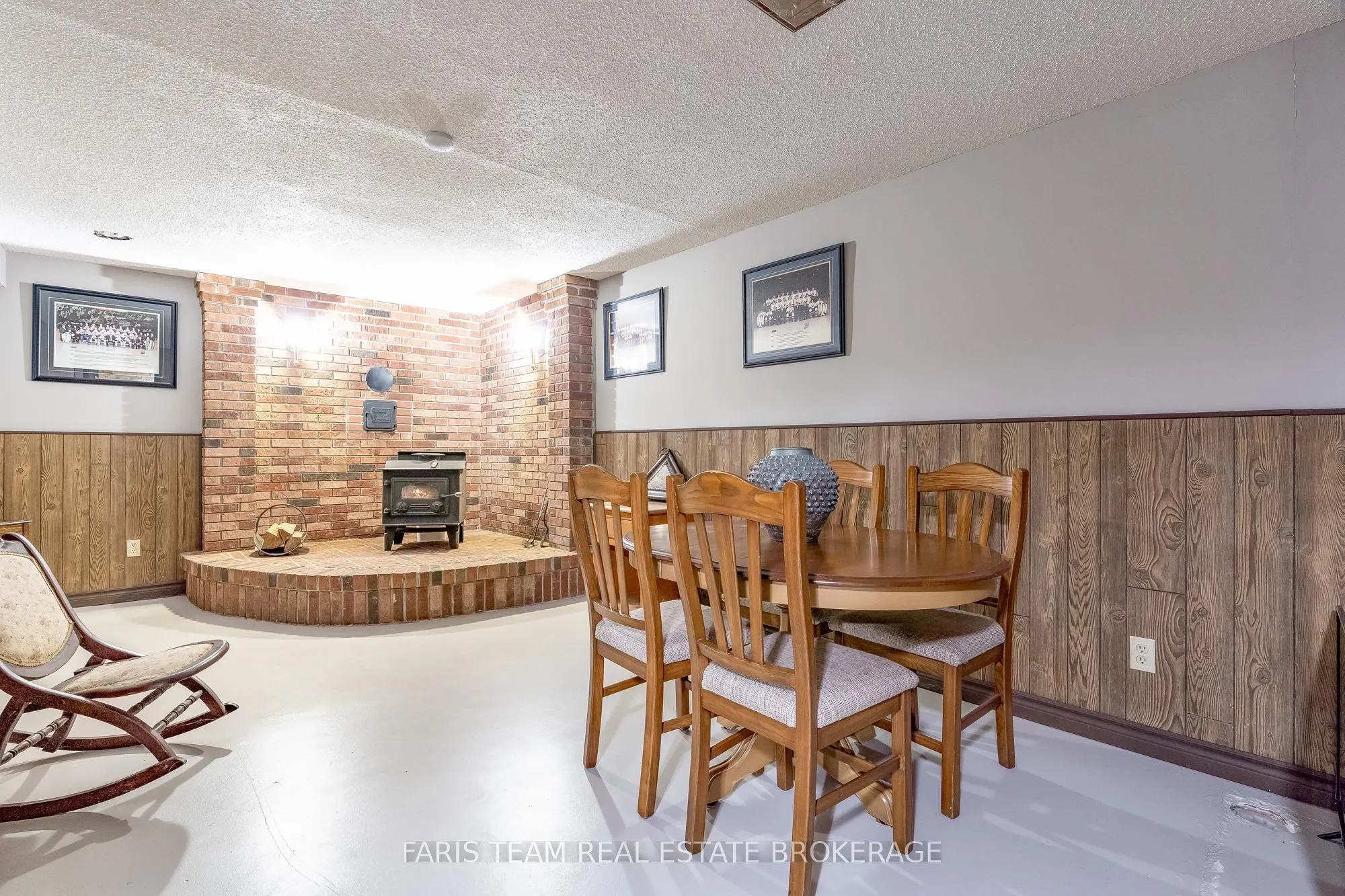 207 Warnica Road