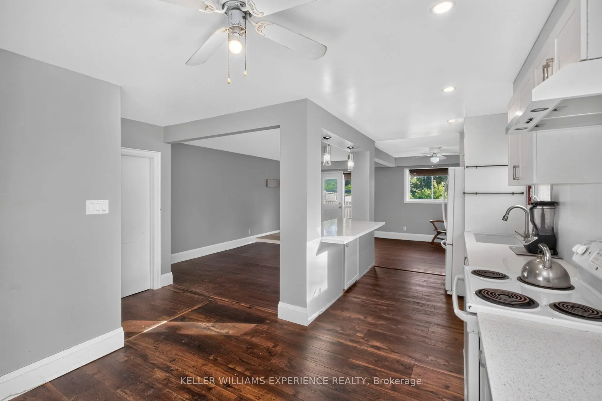 21 B College Crescent
