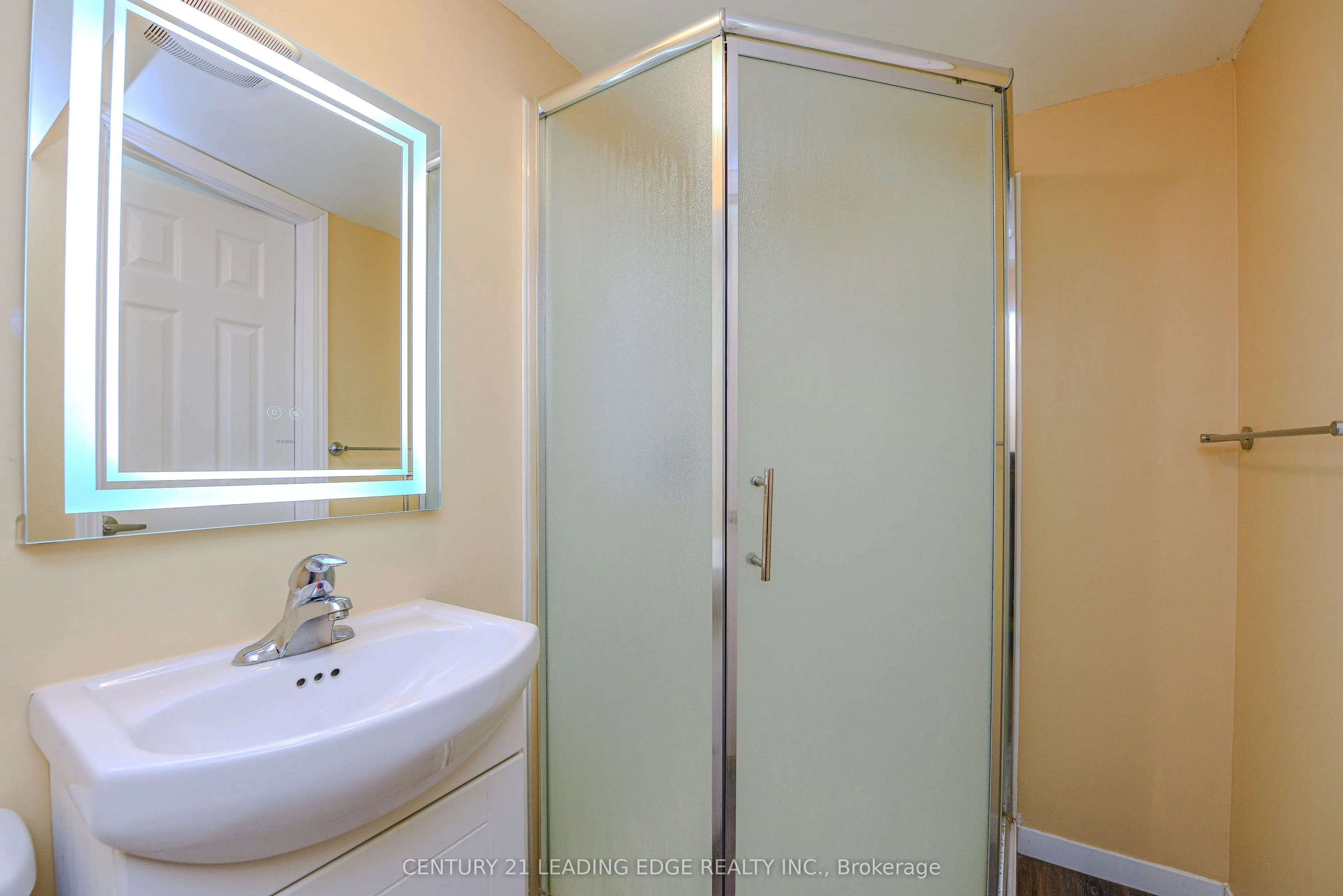 169 Hickling Trail