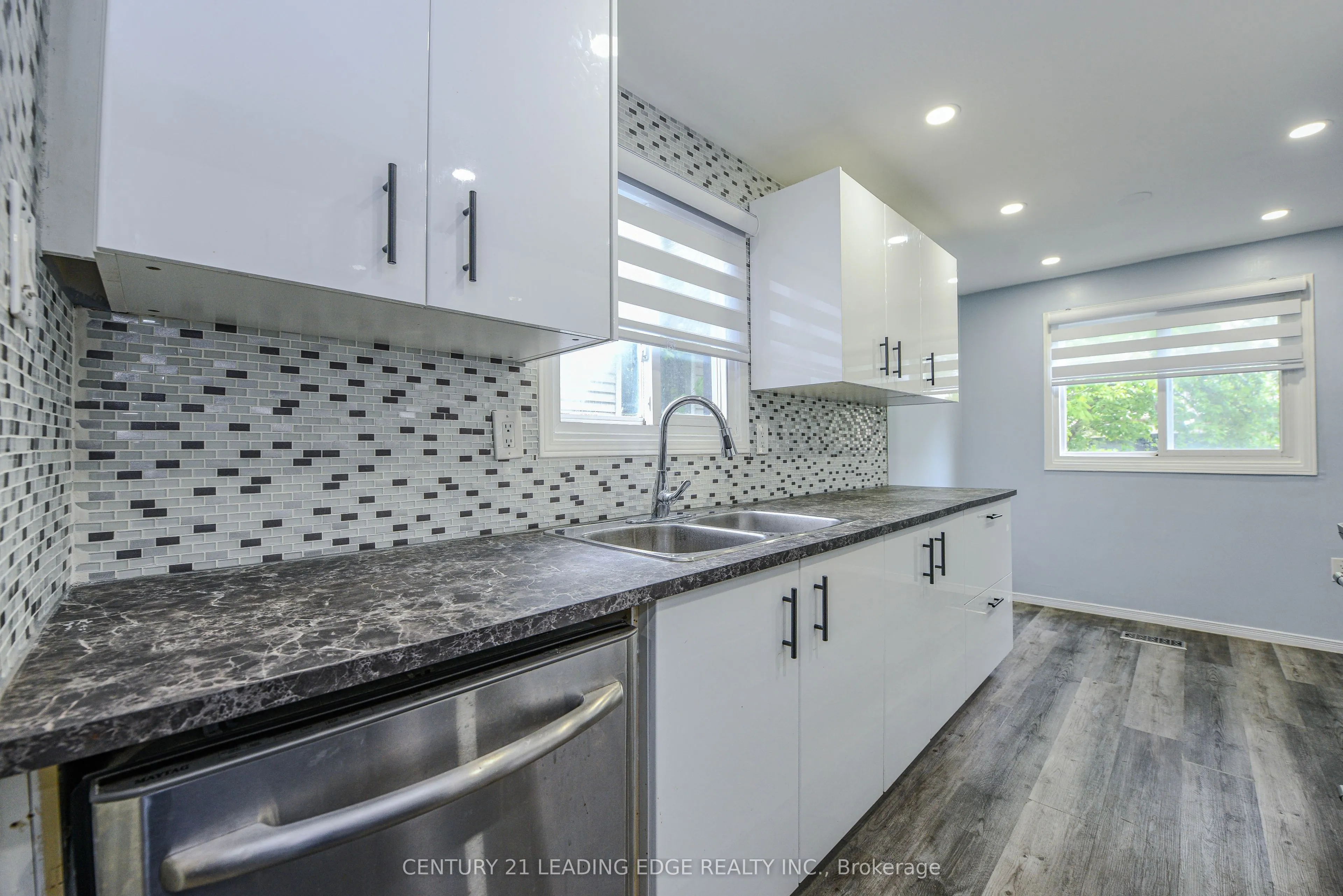 169 Hickling Trail