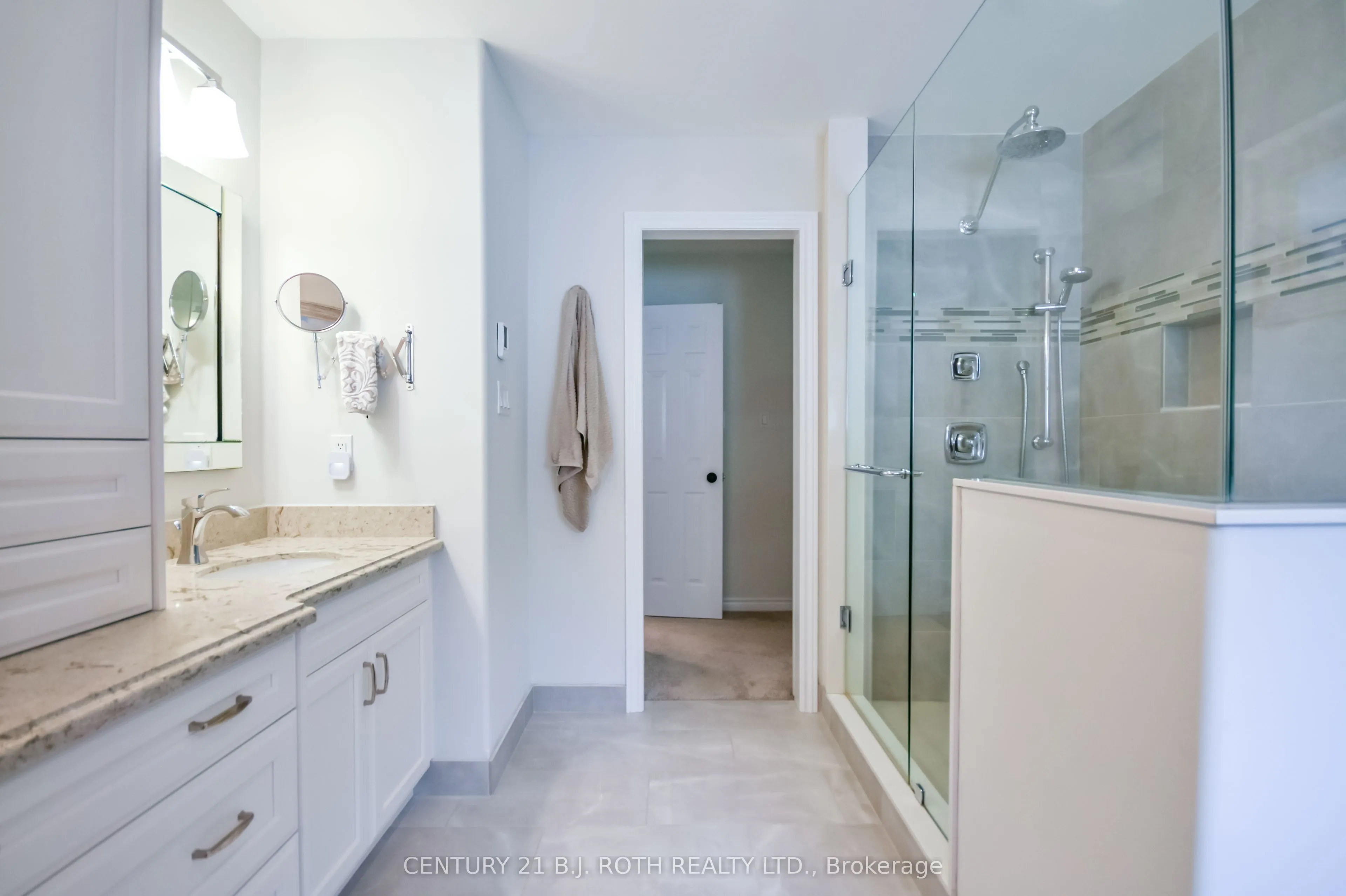1 SILVERSANDS Crescent