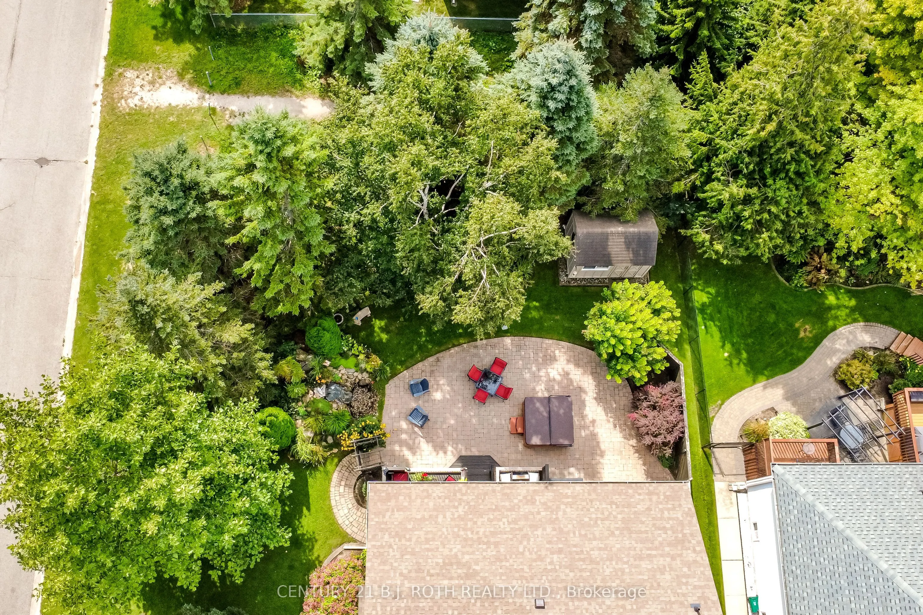 1 SILVERSANDS Crescent