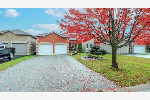 142 Raymond Crescent