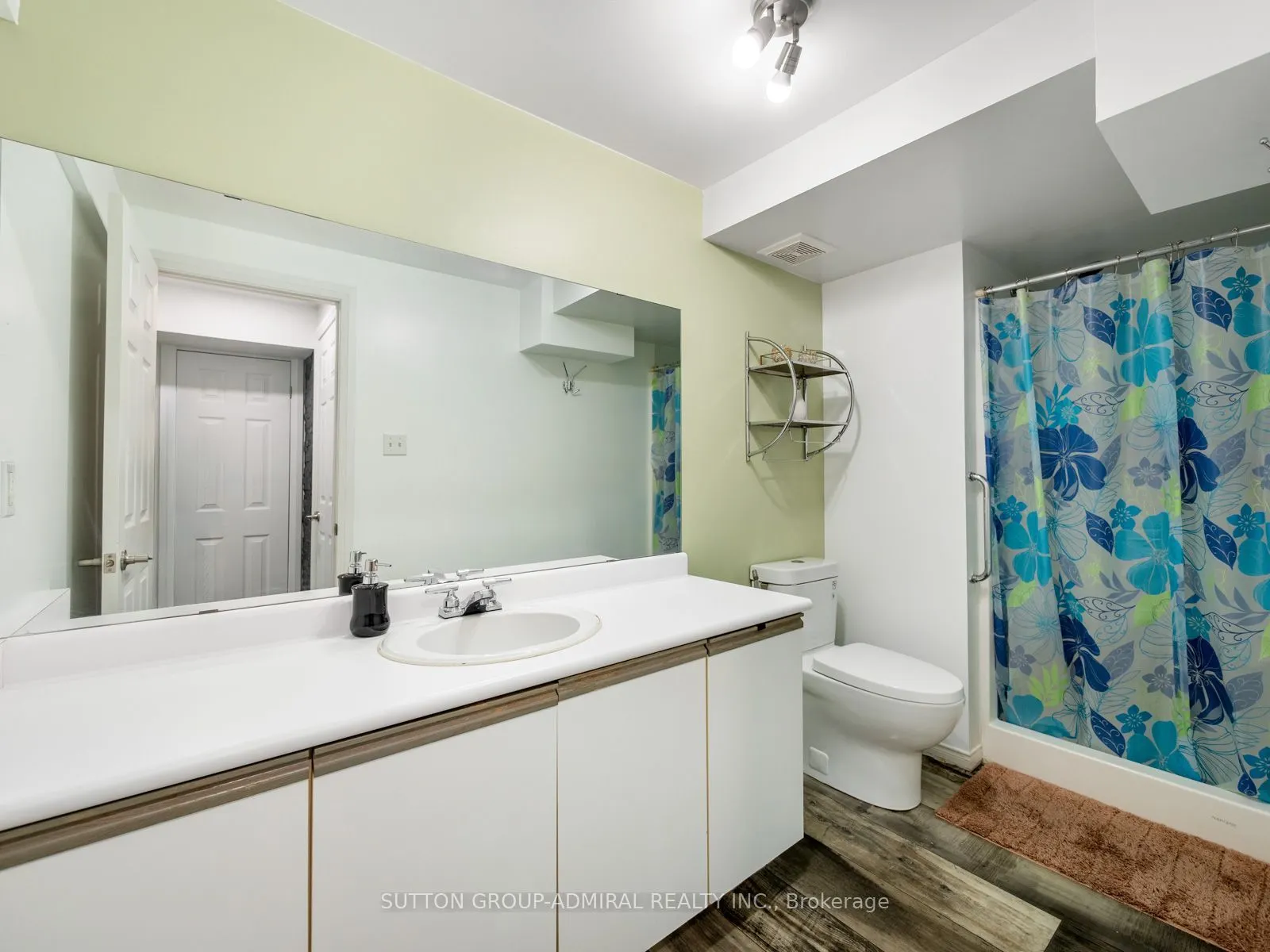 28 Harwood Drive