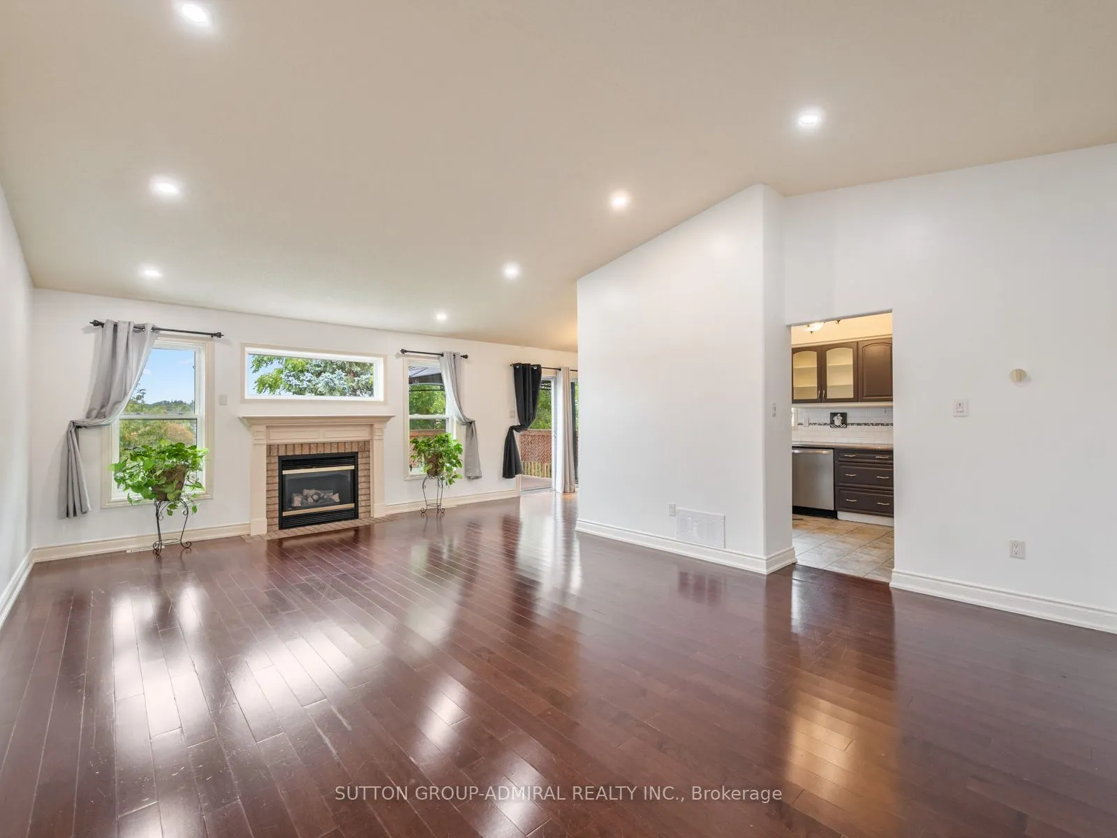 28 Harwood Drive