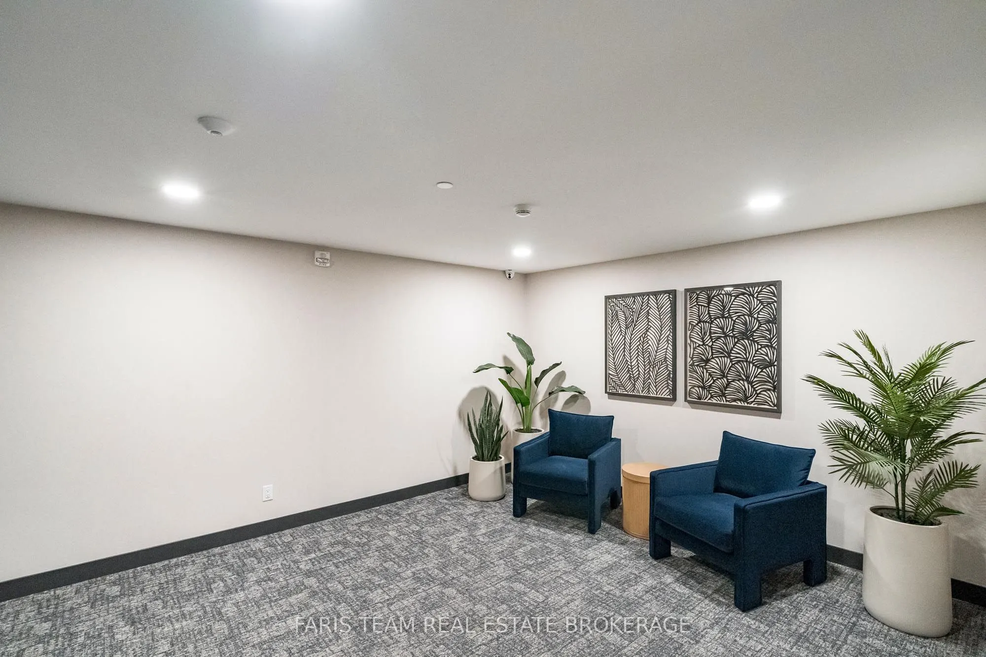 31 Huron Street #413