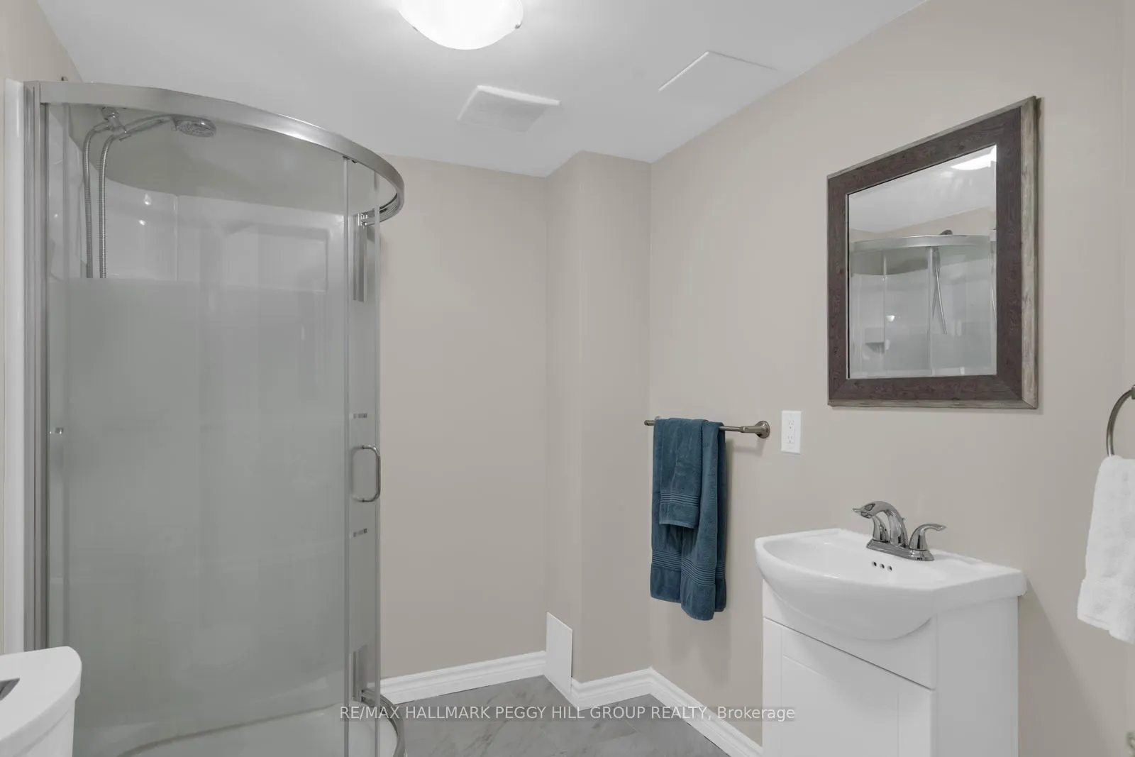 35 Victorway Drive