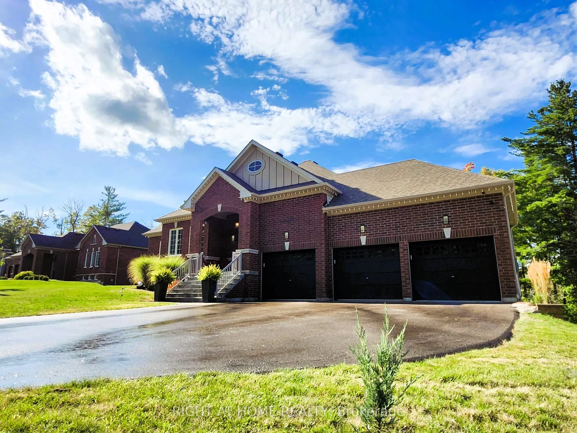 84 Diamond Valley Drive
