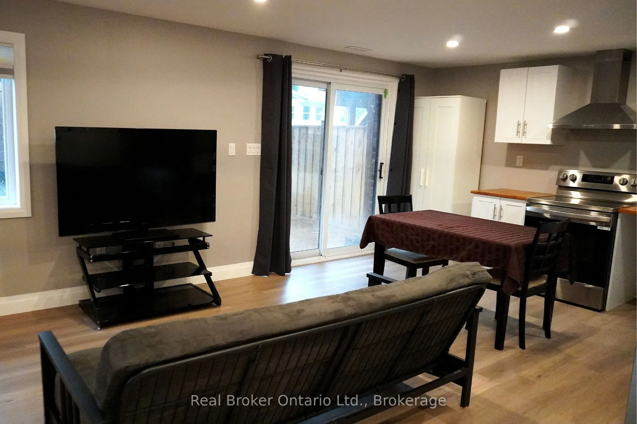 1009 Wright Drive #Lower Unit
