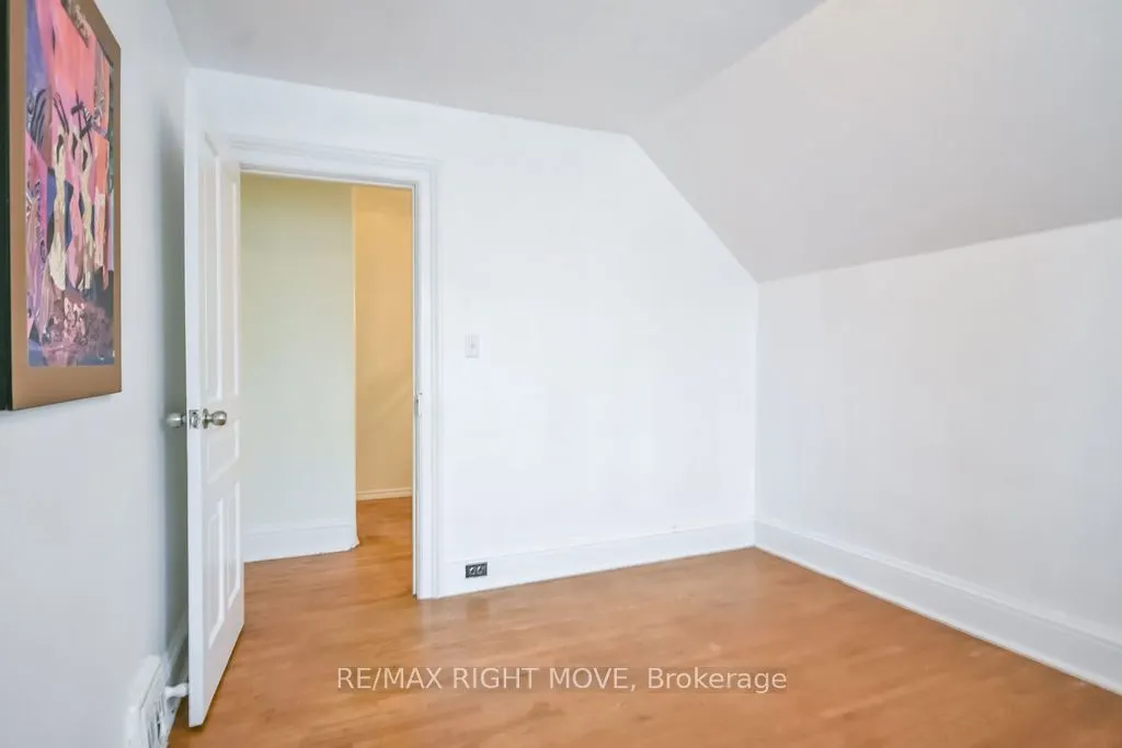 129 Coldwater Road W