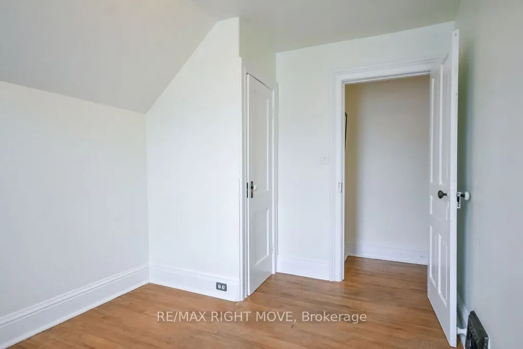 129 Coldwater Road W