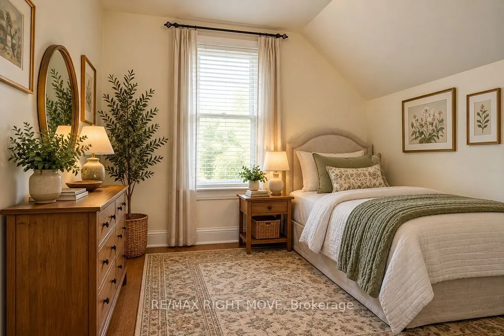 129 Coldwater Road W