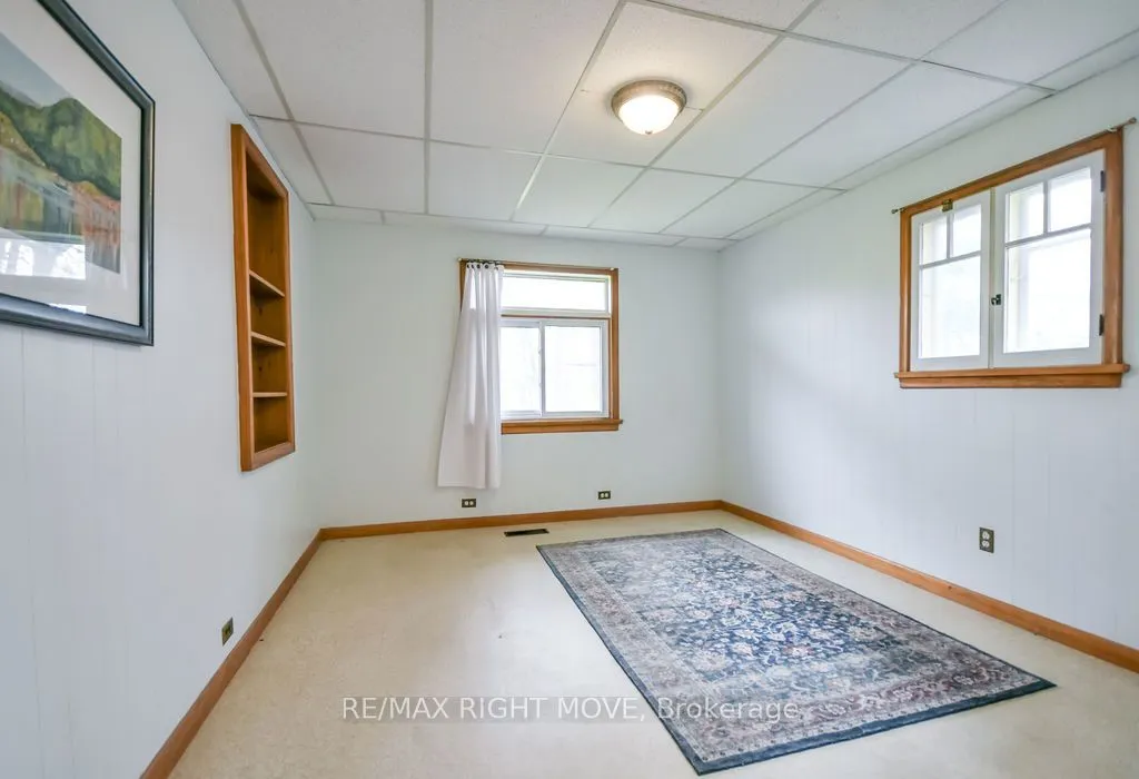 129 Coldwater Road W