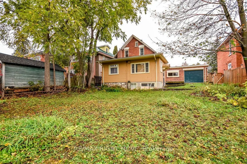 129 Coldwater Road W