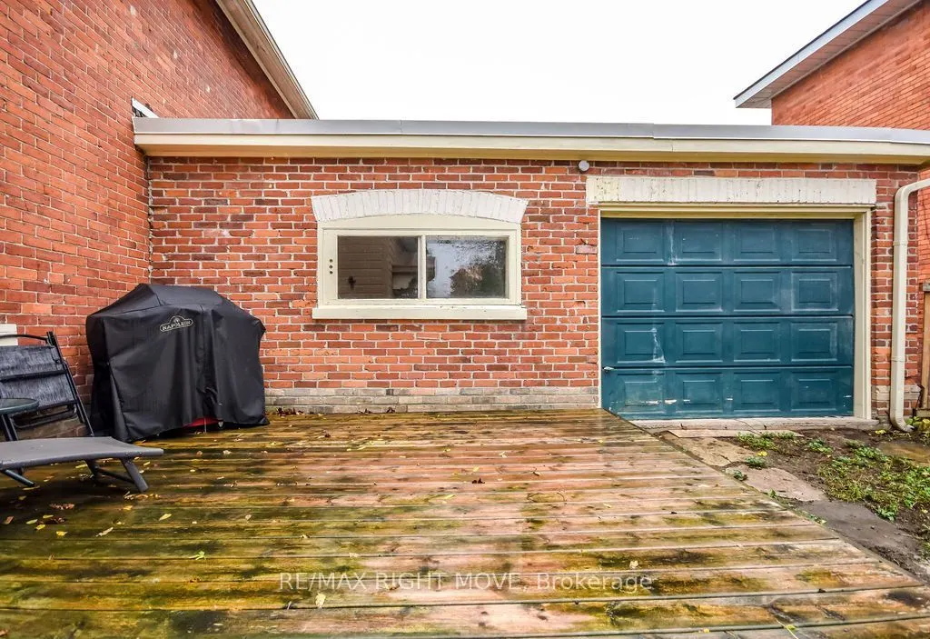 129 Coldwater Road W