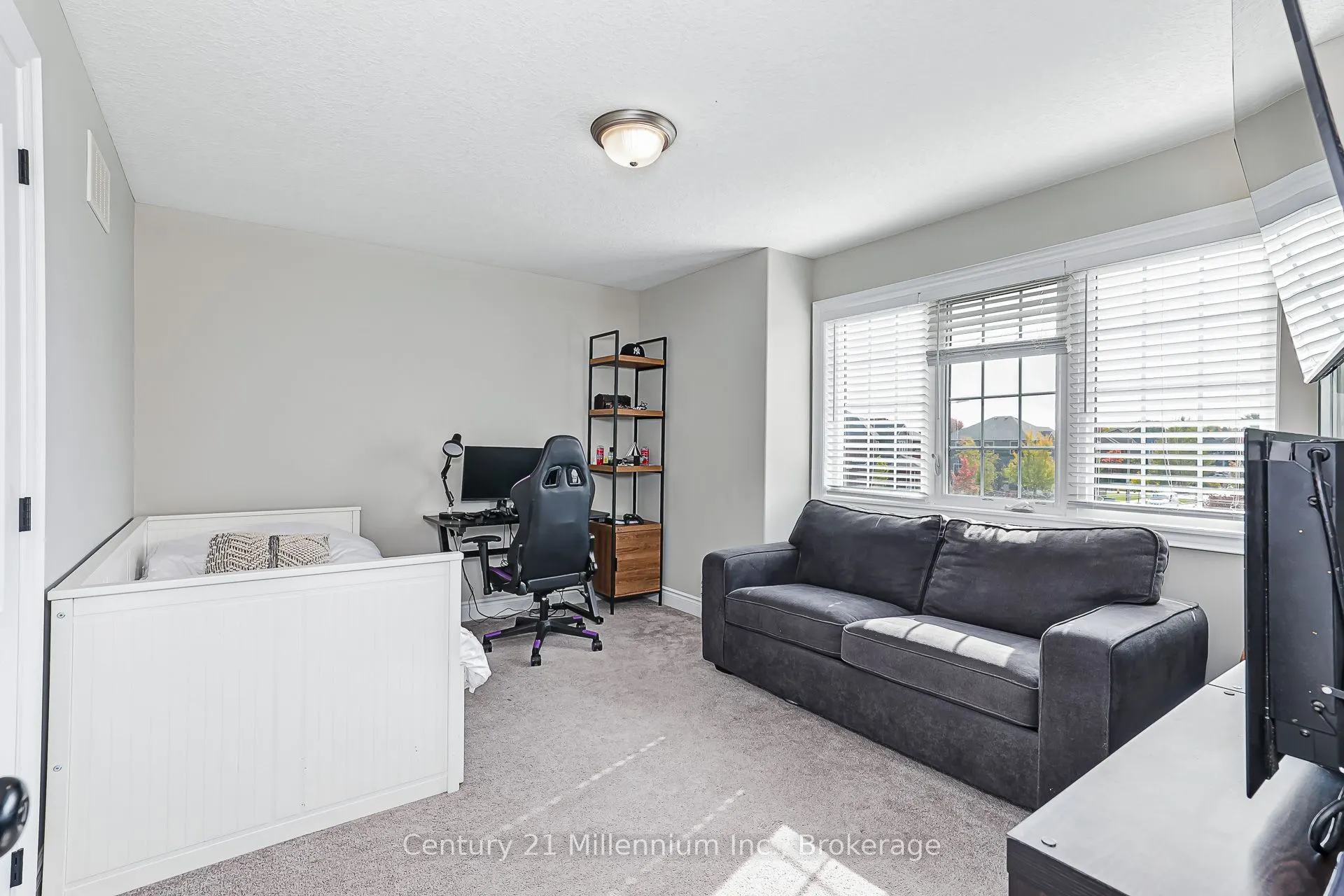 13 Gilpin Crescent