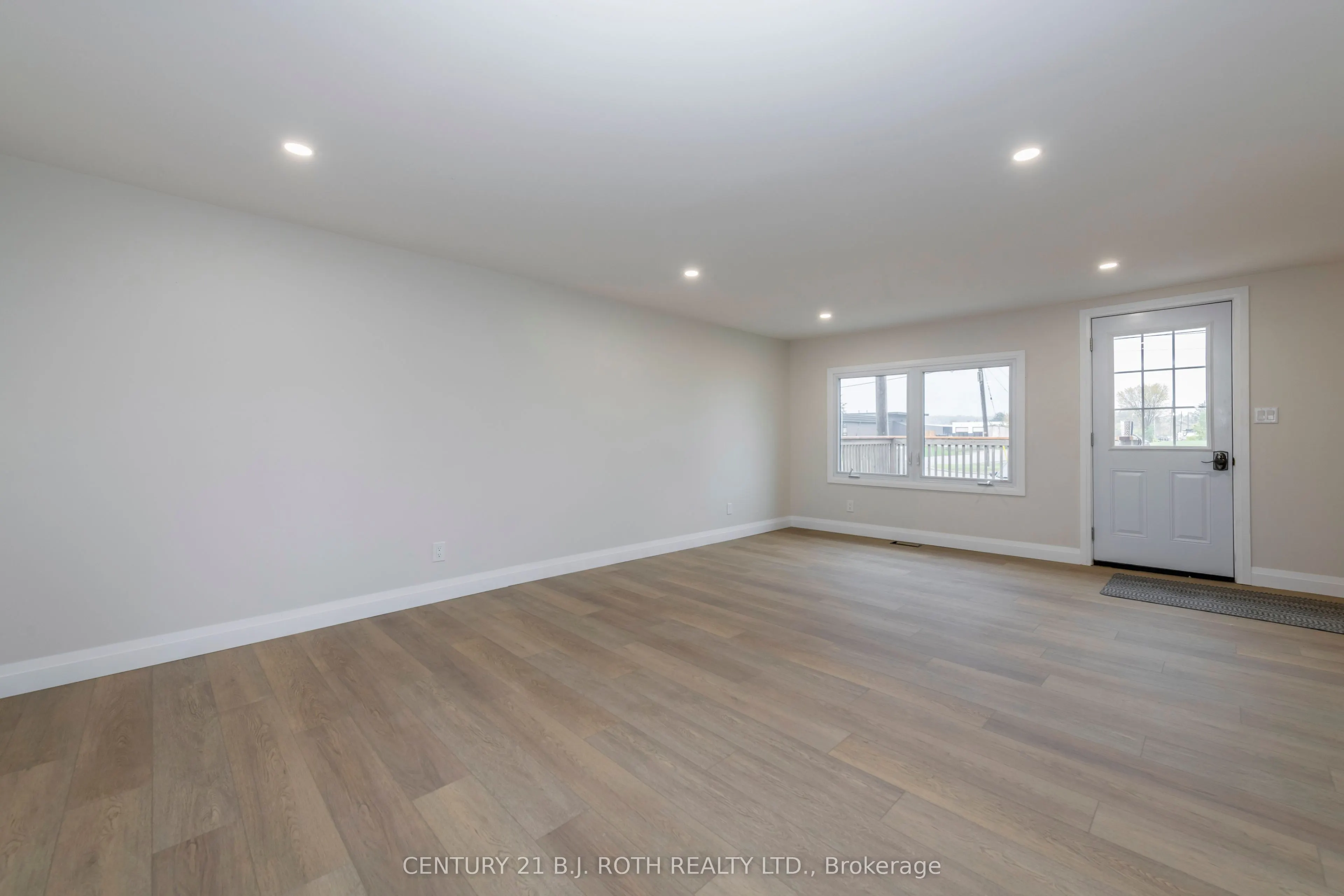 51 James Street E