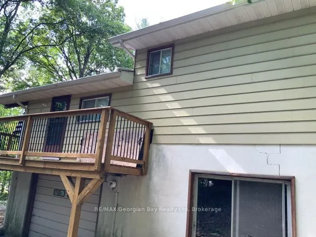 44 Tall Pines Drive NW