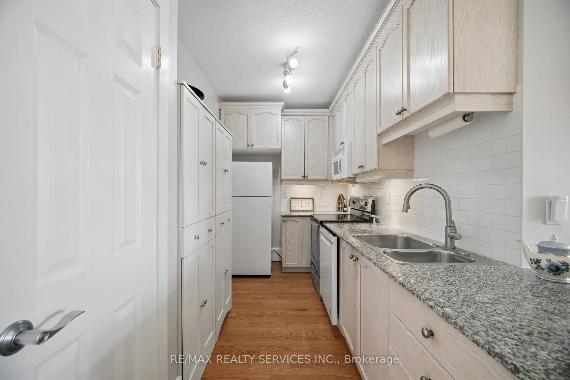 140 Cedar Island Road #212