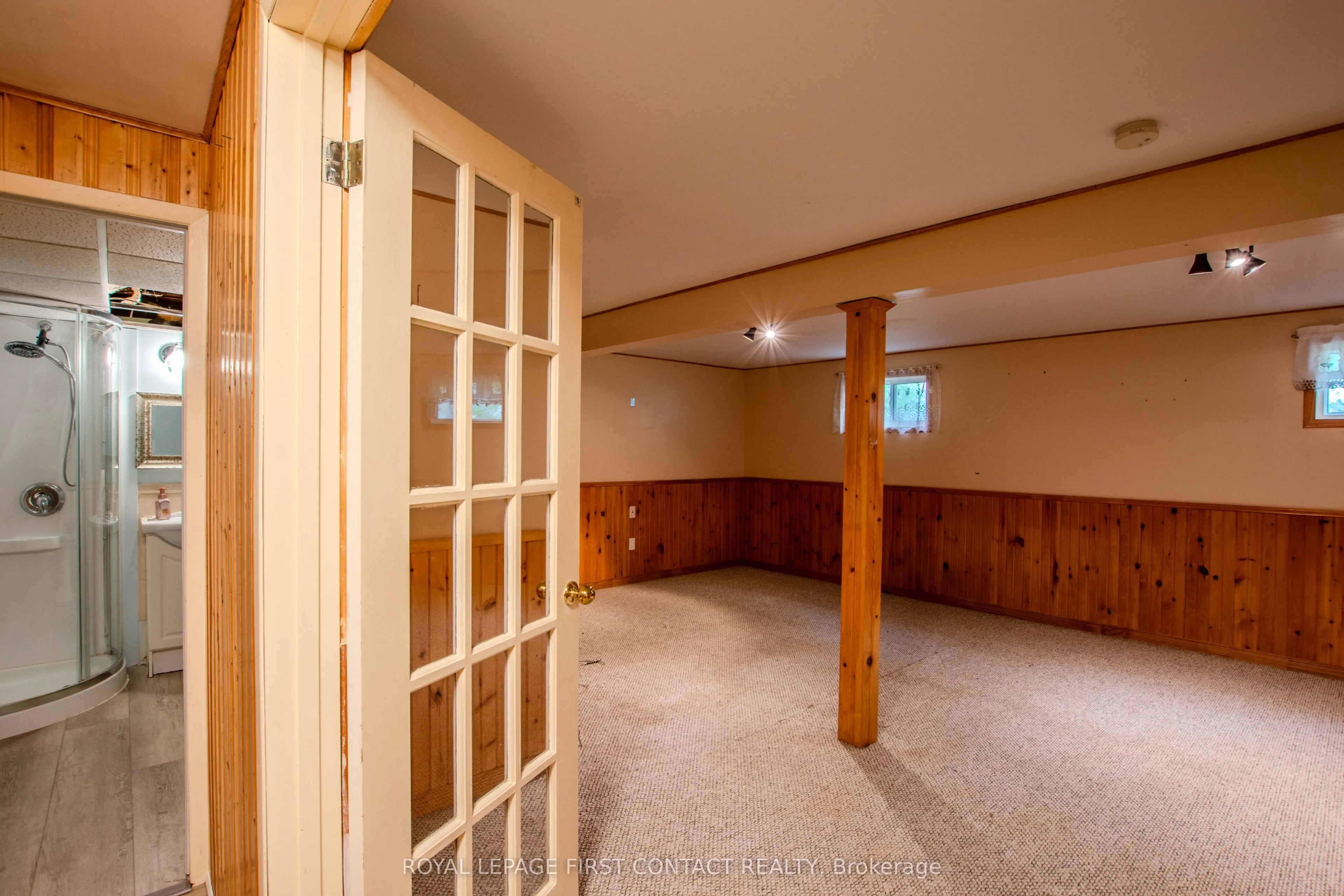 12 Daphne Crescent