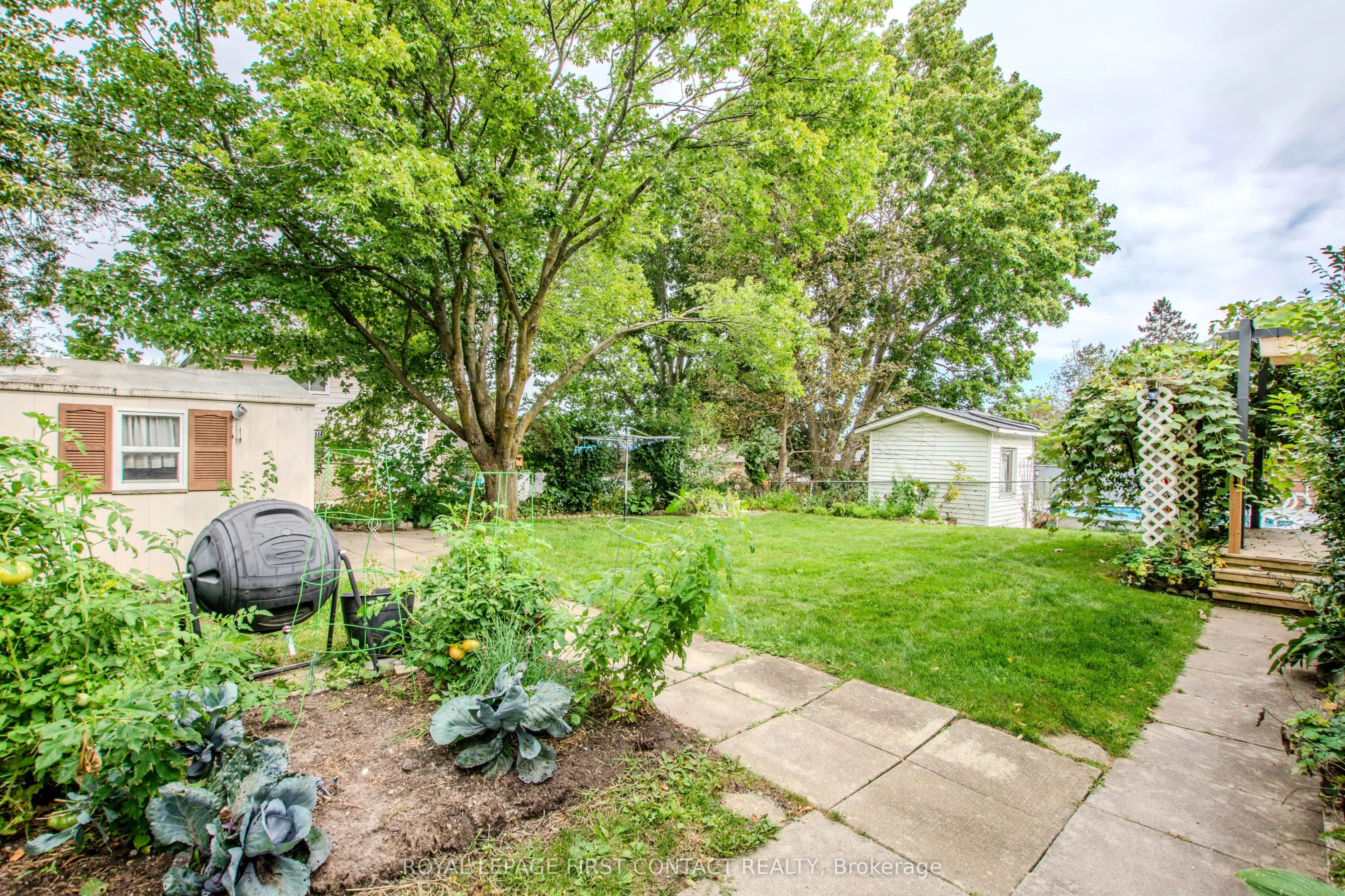 12 Daphne Crescent