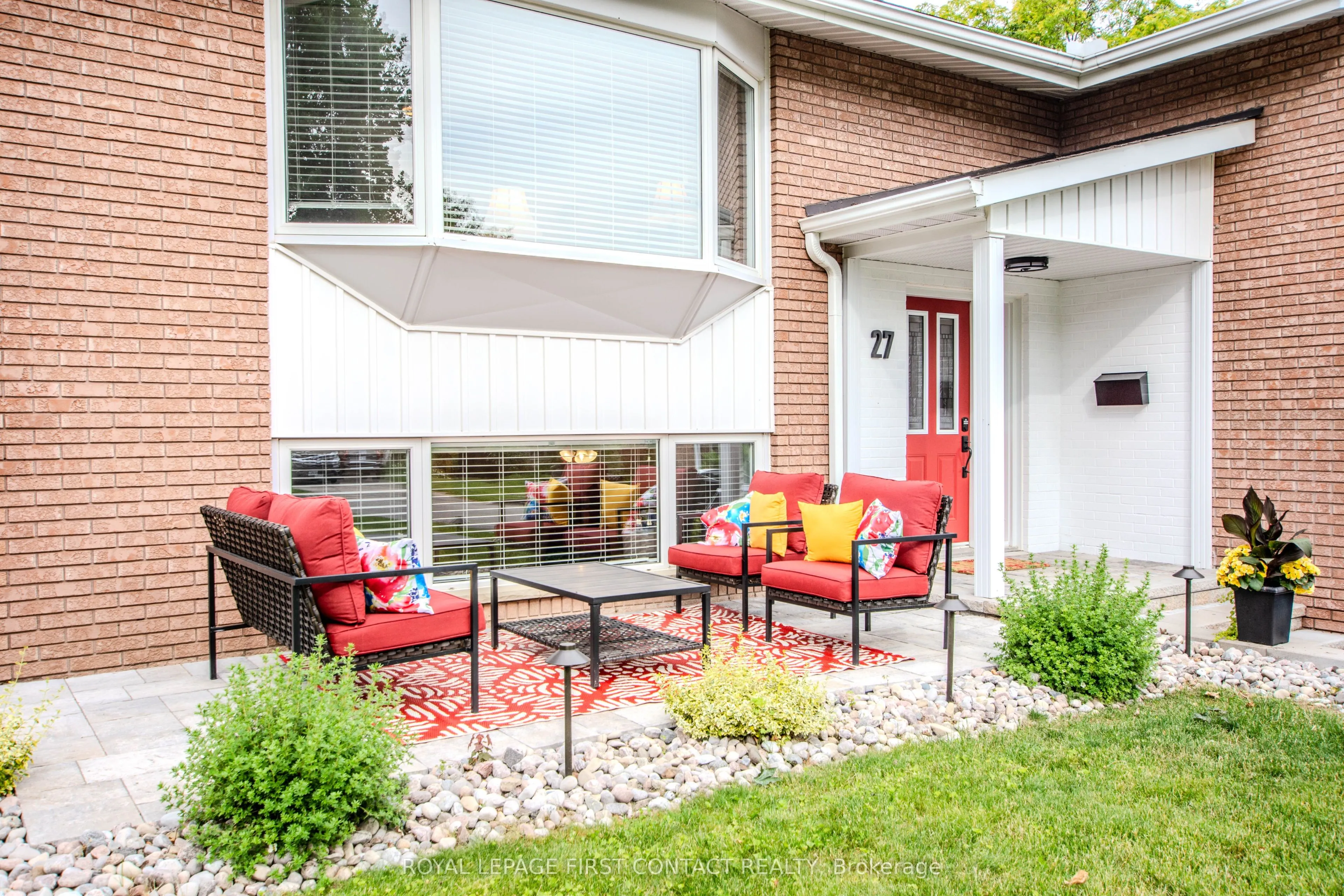 27 Tower Crescent