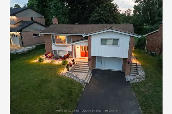 27 Tower Crescent