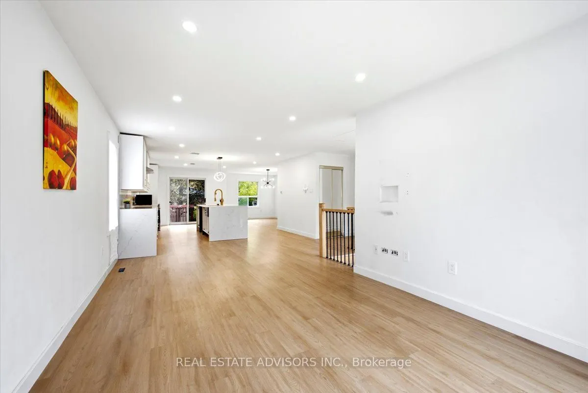64 ACORN Crescent