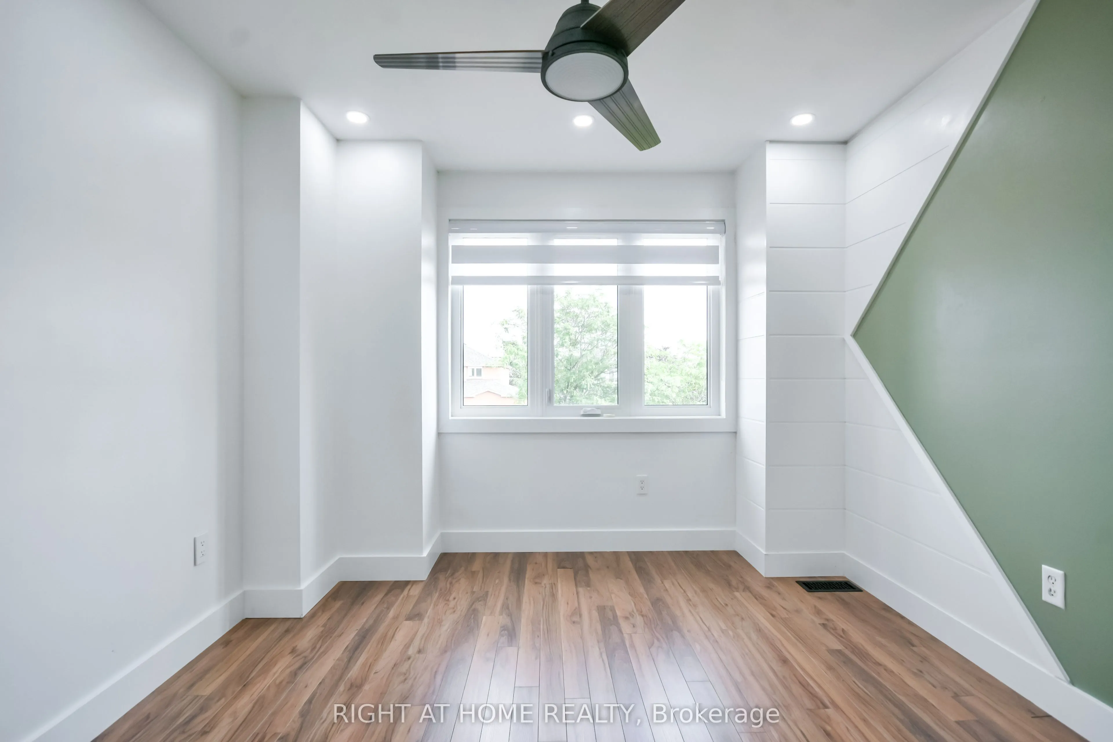 112 Birchwood Drive