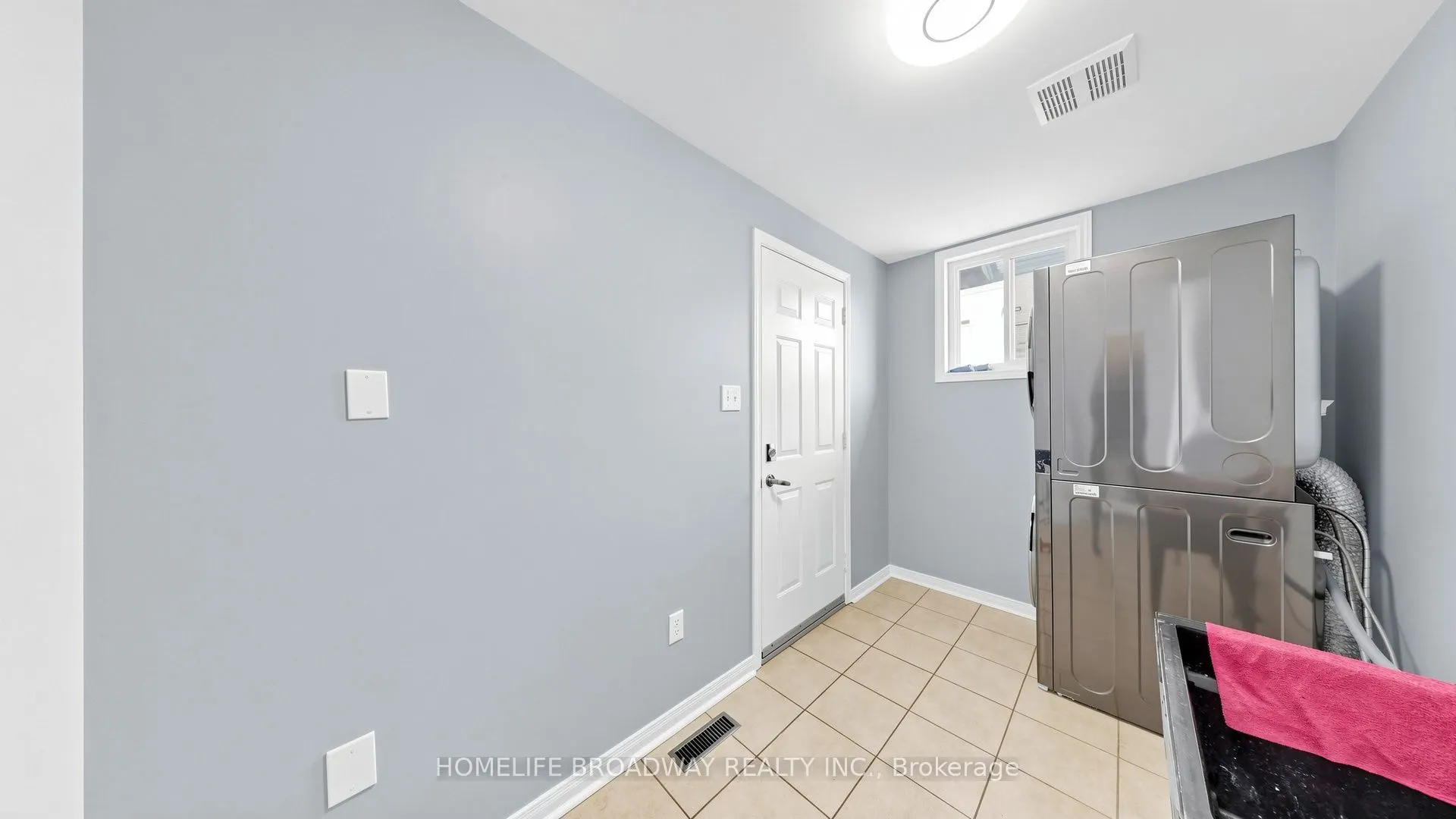 145 Livingstone Street E