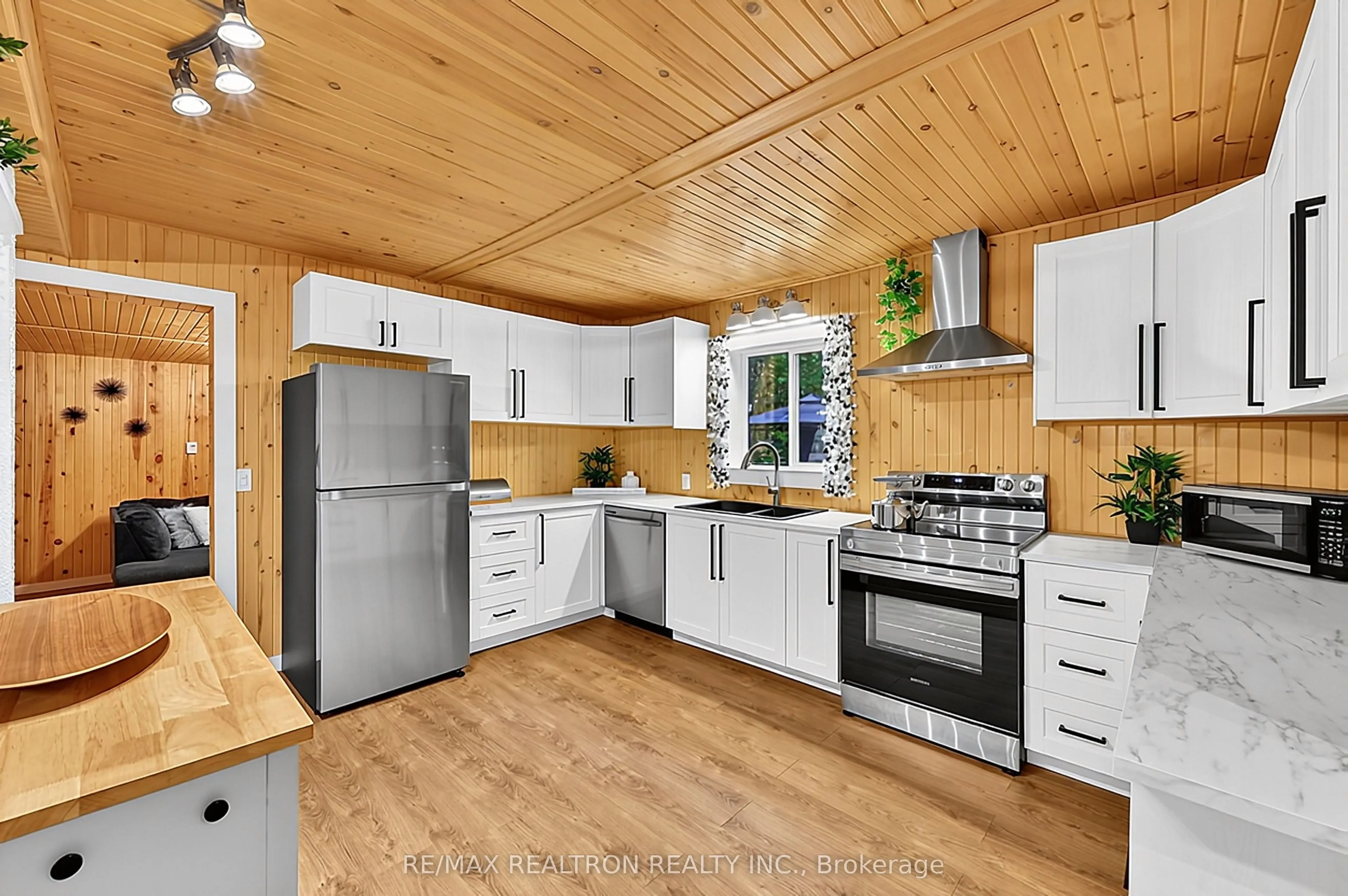49 WOLFE Trail