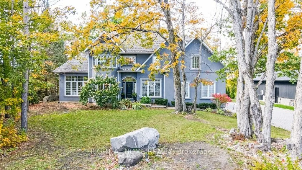 44 HIGHLAND Drive
